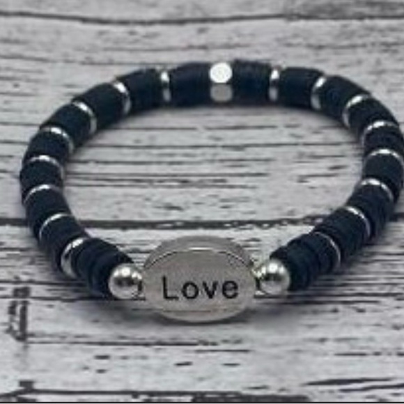 Jewelry - Stretch “Love” beaded bracelet-Handmade